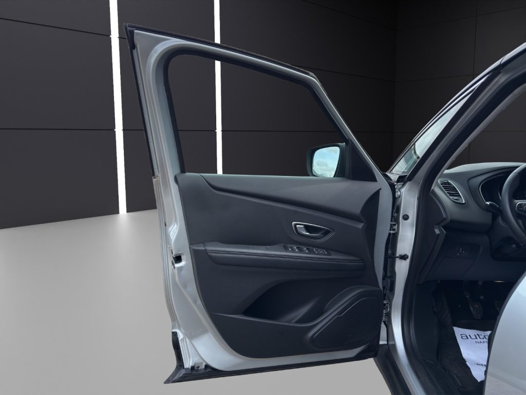 RENAULT Grand Scenic Blue dCi 120 CV Sport Edition2 - 12