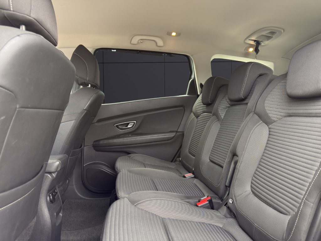 RENAULT Grand Scenic Blue dCi 120 CV Sport Edition2 - 13