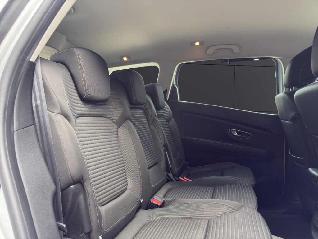 RENAULT Grand Scenic Blue dCi 120 CV Sport Edition2 - 19