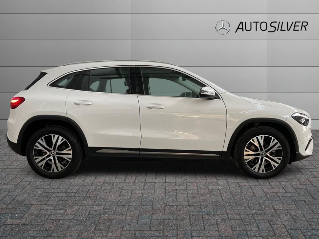 MERCEDES-BENZ GLA 180 d Automatic Progressive Advanced auto - 5