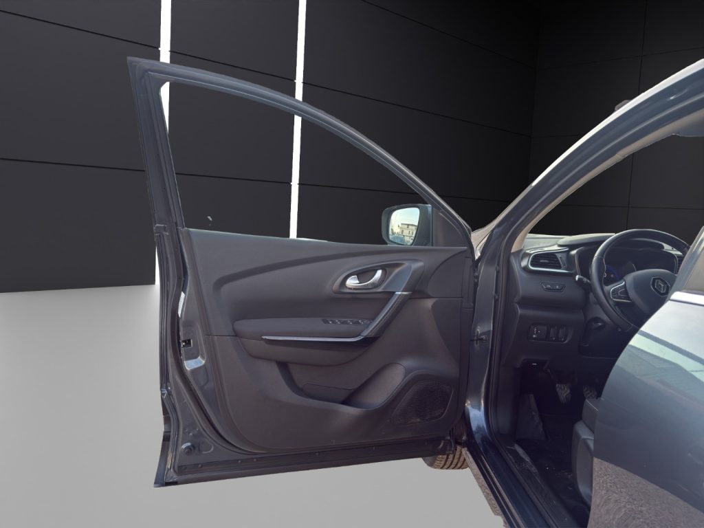 RENAULT Kadjar TCe 140CV FAP Business - 12