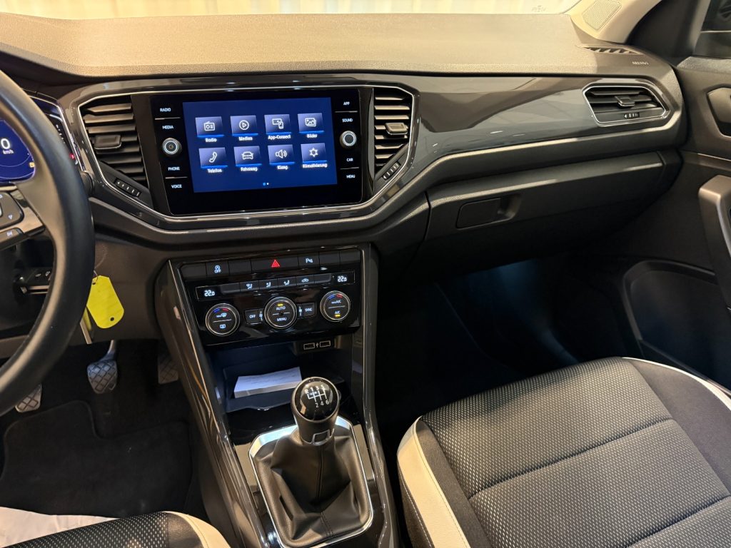 VOLKSWAGEN T-Roc 1.5 TSI Advanced Full LED 18 Camera AppConnect - 8