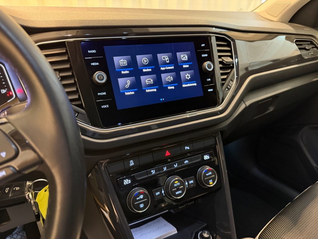 VOLKSWAGEN T-Roc 1.5 TSI Advanced Full LED 18 Camera AppConnect - 12