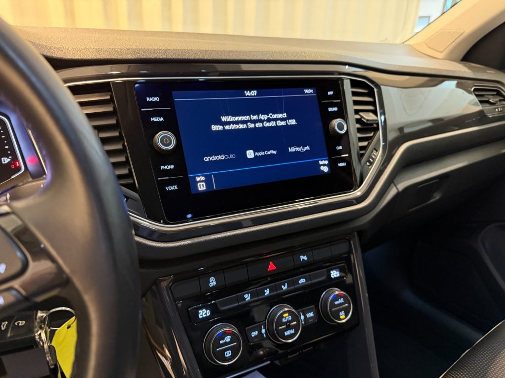 VOLKSWAGEN T-Roc 1.5 TSI Advanced Full LED 18 Camera AppConnect - 13