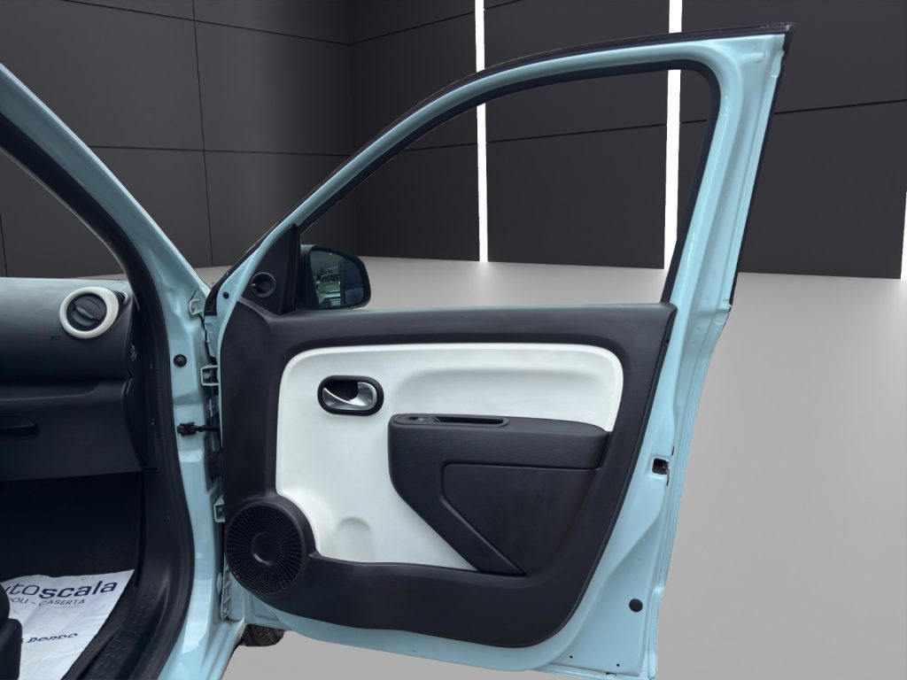 RENAULT Twingo SCe 65 CV Zen - 12