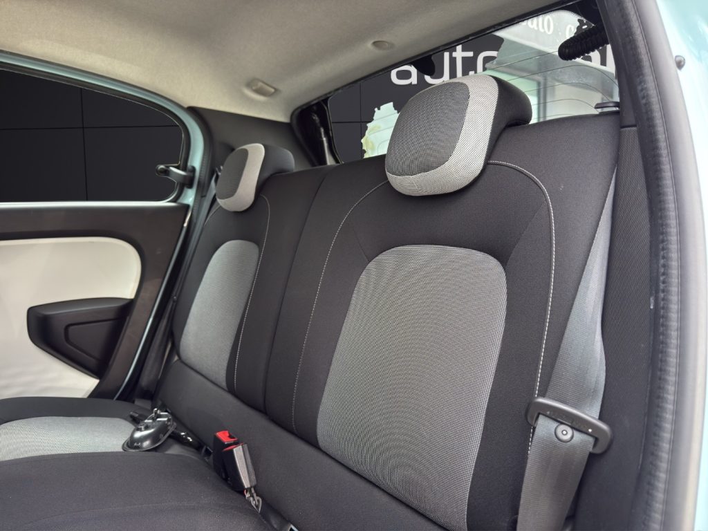 RENAULT Twingo SCe 65 CV Zen - 13