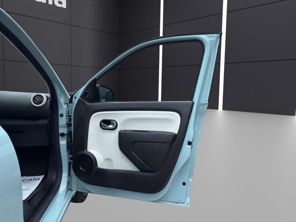 RENAULT Twingo SCe 65 CV Zen - 17