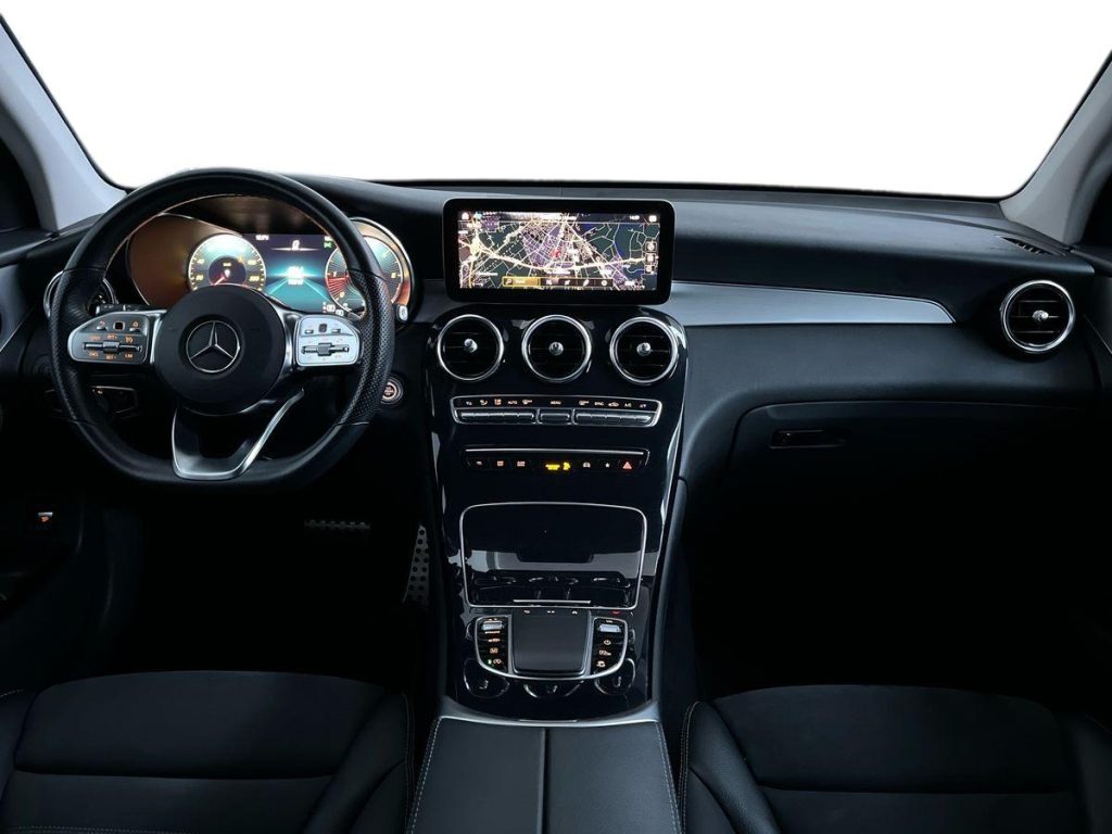 MERCEDES-BENZ GLC 220 d 4Matic Premium - 9