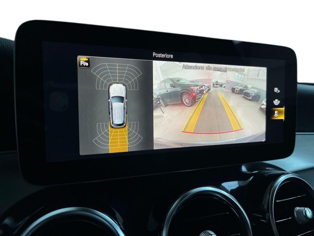 MERCEDES-BENZ GLC 220 d 4Matic Premium - 12