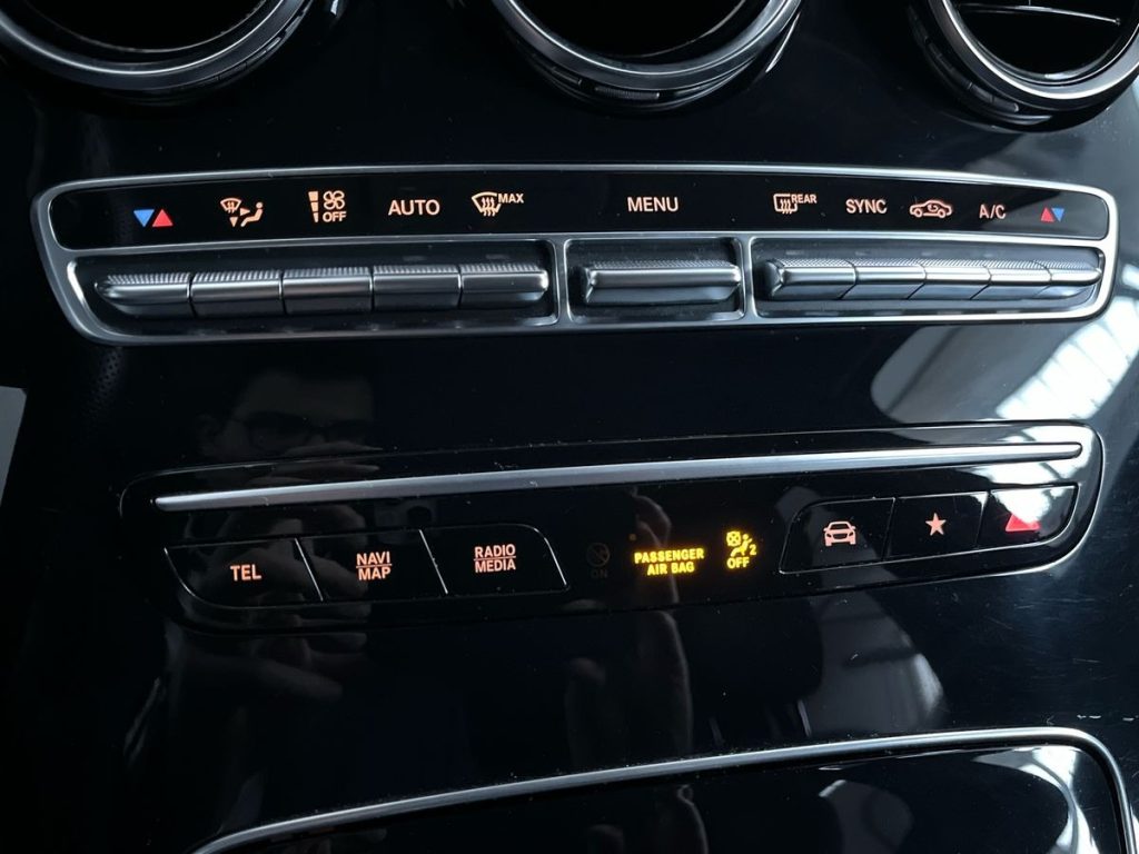 MERCEDES-BENZ GLC 220 d 4Matic Premium - 14