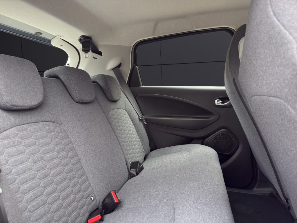 RENAULT ZOE Zen R135 - 19