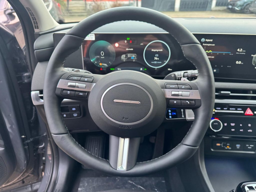 HYUNDAI Tucson 1.6 FULL HYBRID Aut. Exellence - 8