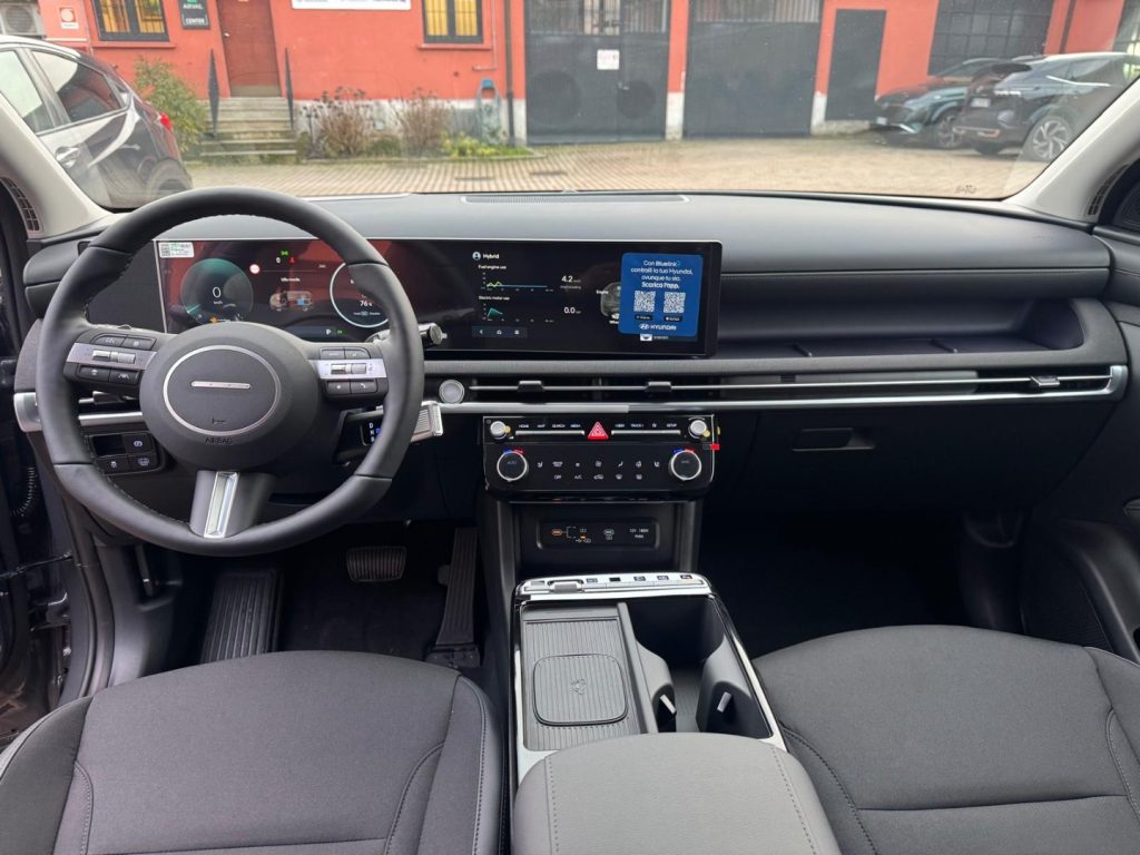 HYUNDAI Tucson 1.6 FULL HYBRID Aut. Exellence - 9