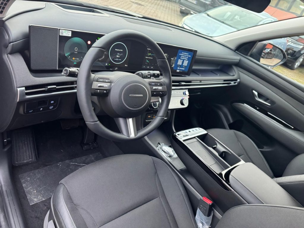 HYUNDAI Tucson 1.6 FULL HYBRID Aut. Exellence - 11