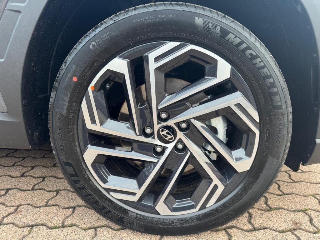 HYUNDAI Tucson 1.6 FULL HYBRID Aut. Exellence - 21