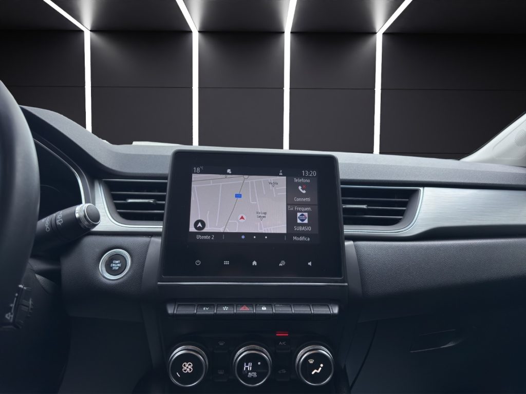 RENAULT Captur Plug-in Hybrid E-Tech 160 CV Intens - 16