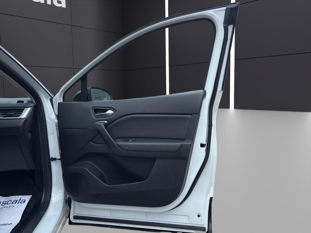 RENAULT Captur Plug-in Hybrid E-Tech 160 CV Intens - 17