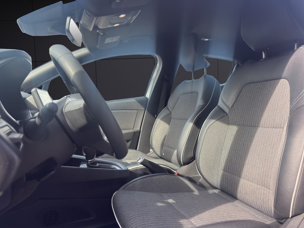 RENAULT Clio Full Hybrid E-Tech 140 CV 5 porte Intens - 9
