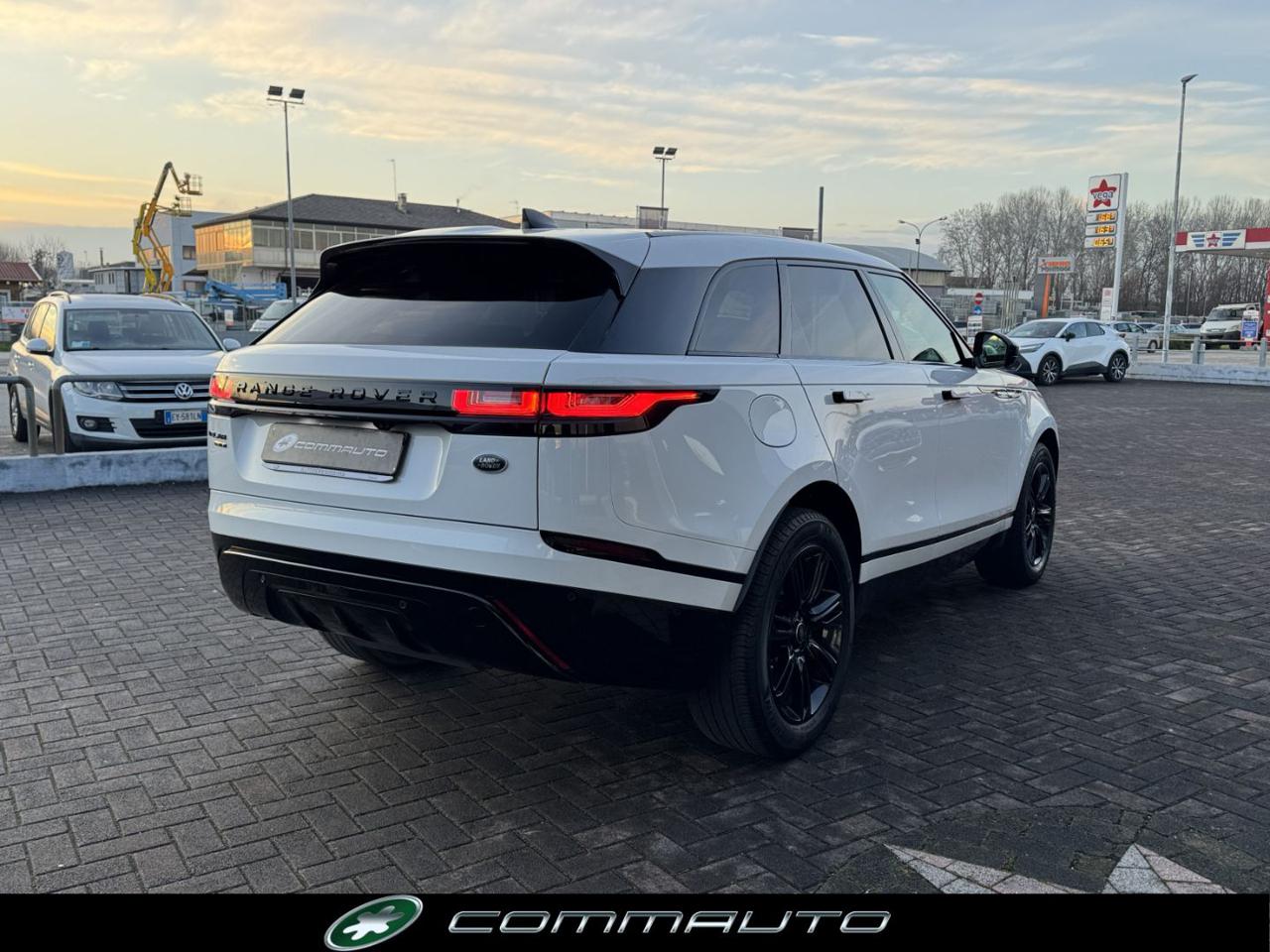 LAND ROVER Range Rover Velar 2.0D I4 180 CV R-Dynamic S - 4