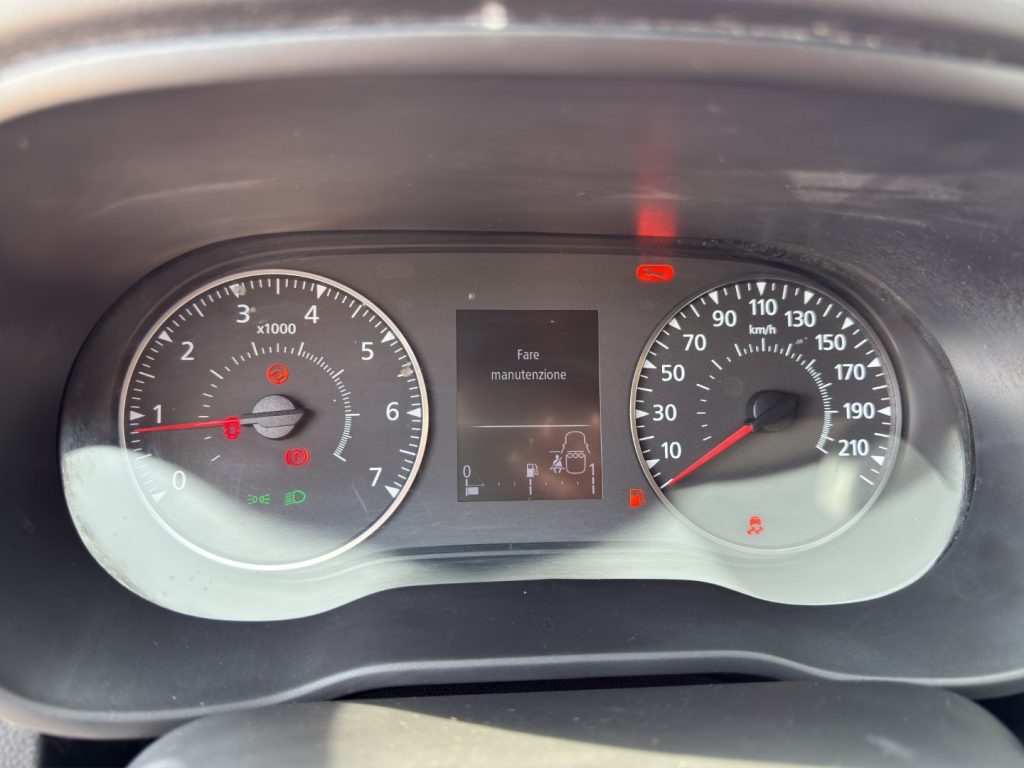 DACIA Duster 1.0 TCe 100 CV ECO-G 4x2 Prestige - 11