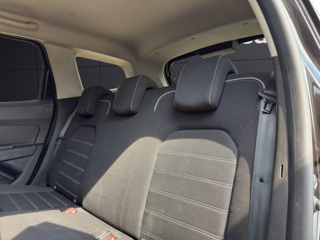 DACIA Duster 1.0 TCe 100 CV ECO-G 4x2 Prestige - 13