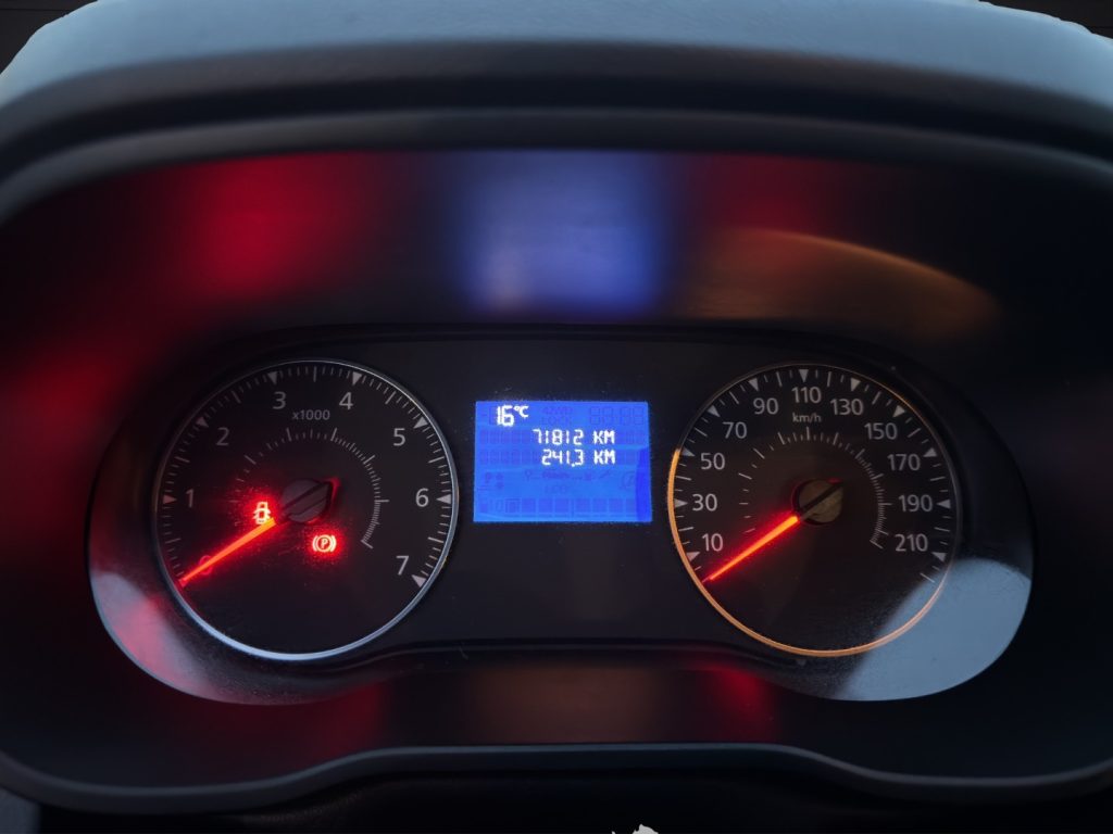 DACIA Duster 1.0 TCe 100 CV ECO-G 4x2 Essential - 11