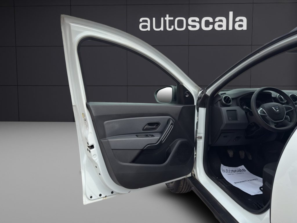 DACIA Duster 1.0 TCe 100 CV ECO-G 4x2 Essential - 12