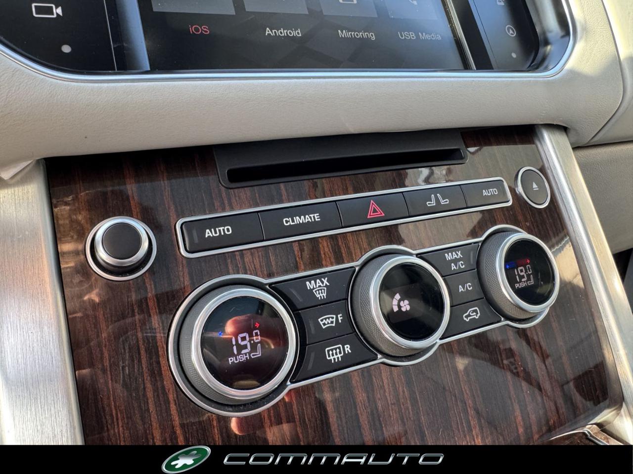 LAND ROVER Range Rover 3.0 TDV6 Vogue - 22