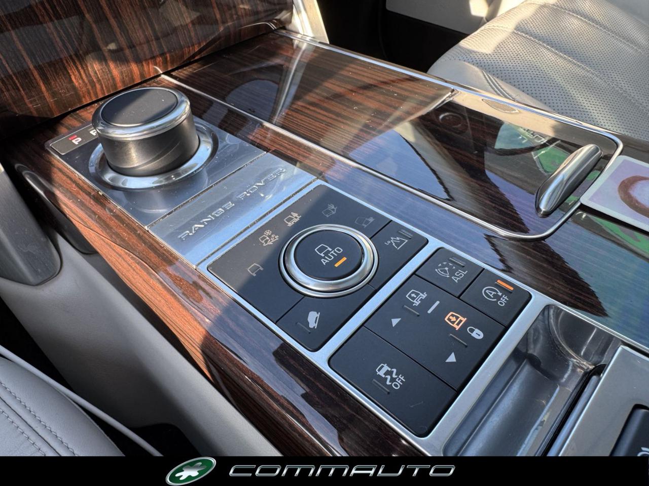 LAND ROVER Range Rover 3.0 TDV6 Vogue - 25