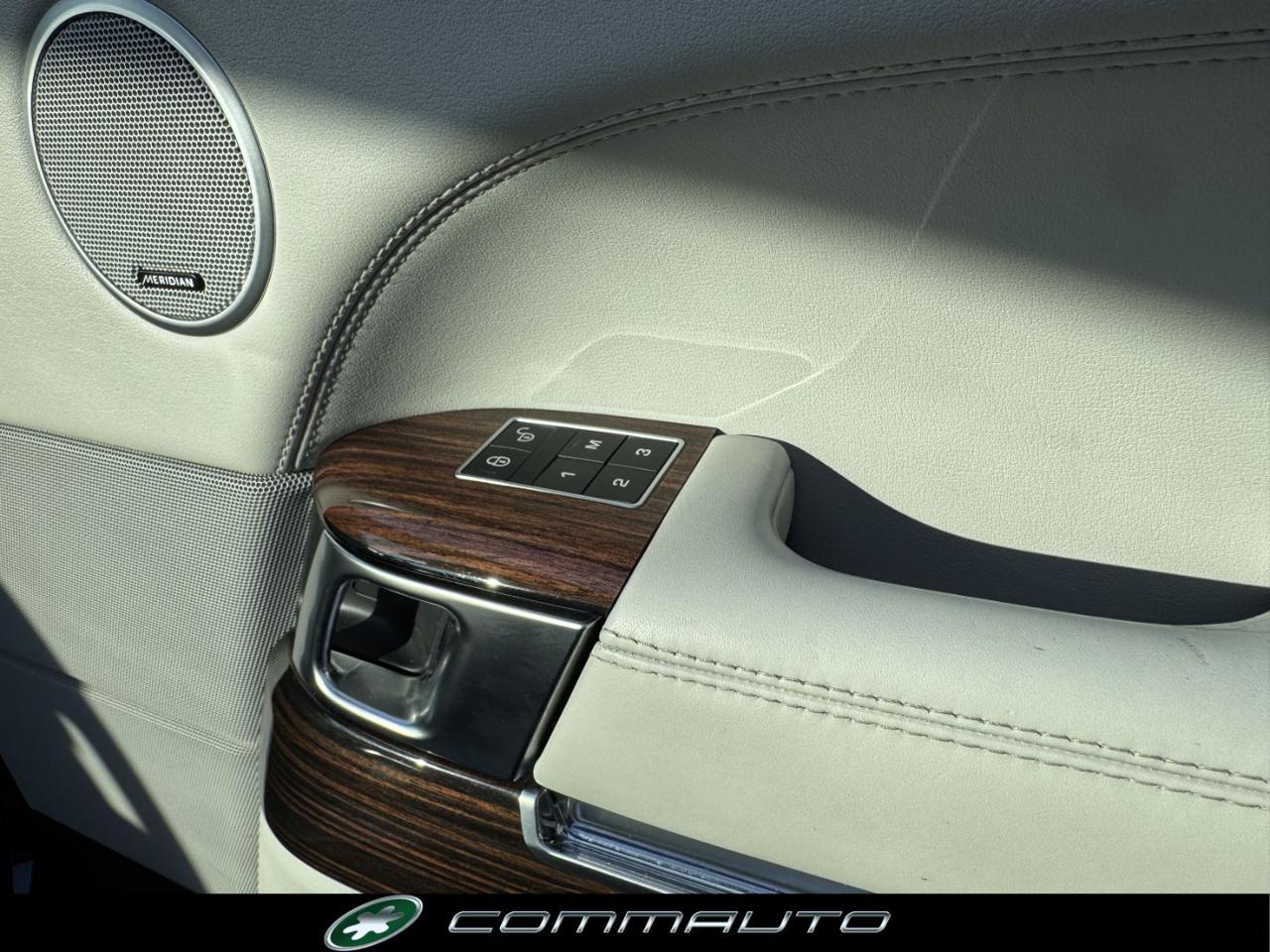 LAND ROVER Range Rover 3.0 TDV6 Vogue - 36