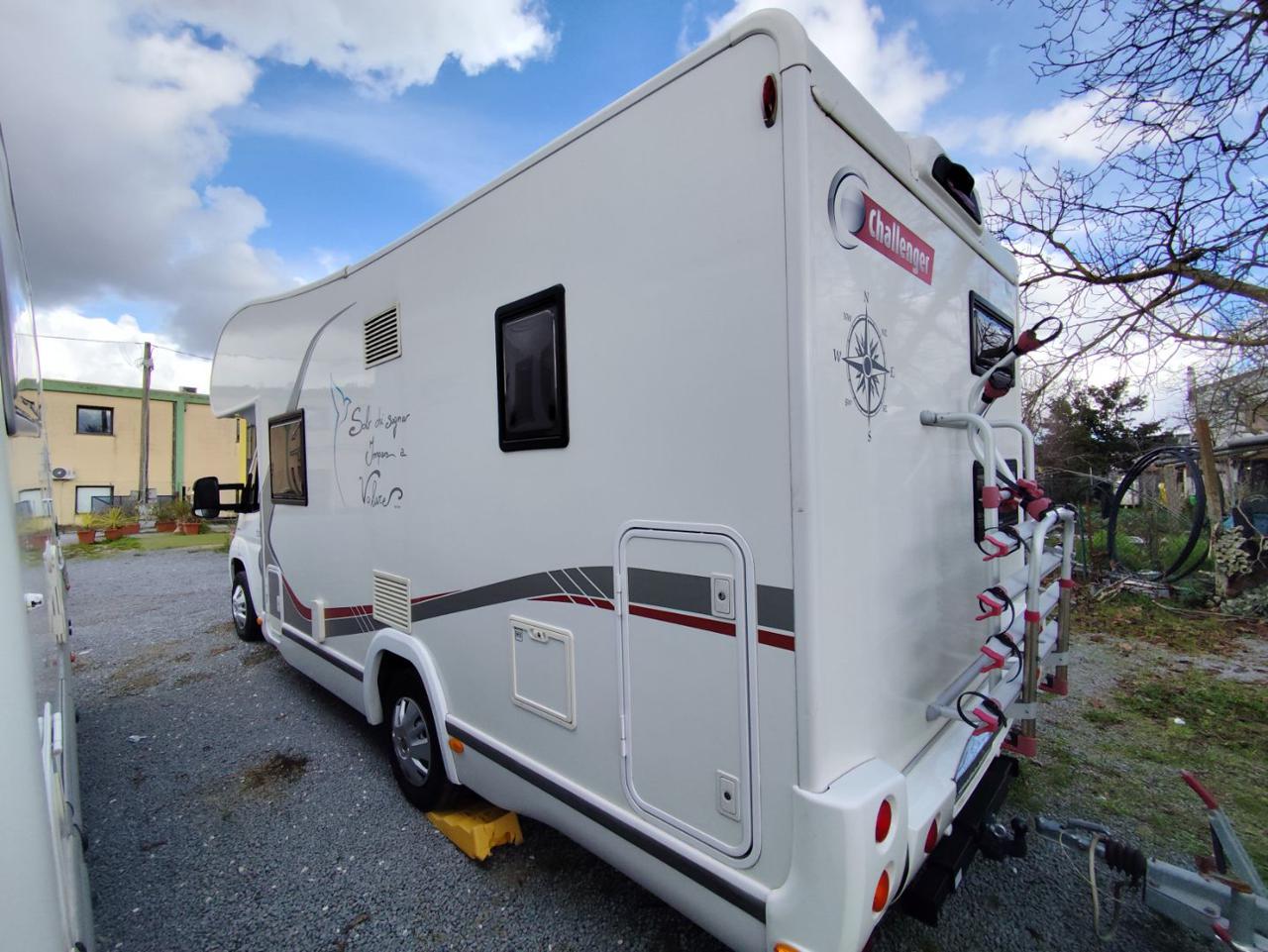 CHALLENGER GENESIS C256 - 4