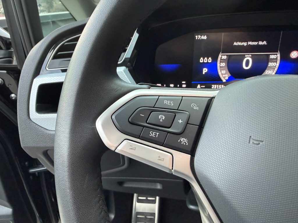 VOLKSWAGEN Touran 1.5 TSI GOAL Navi ACC Keyless TravelAssist - 9