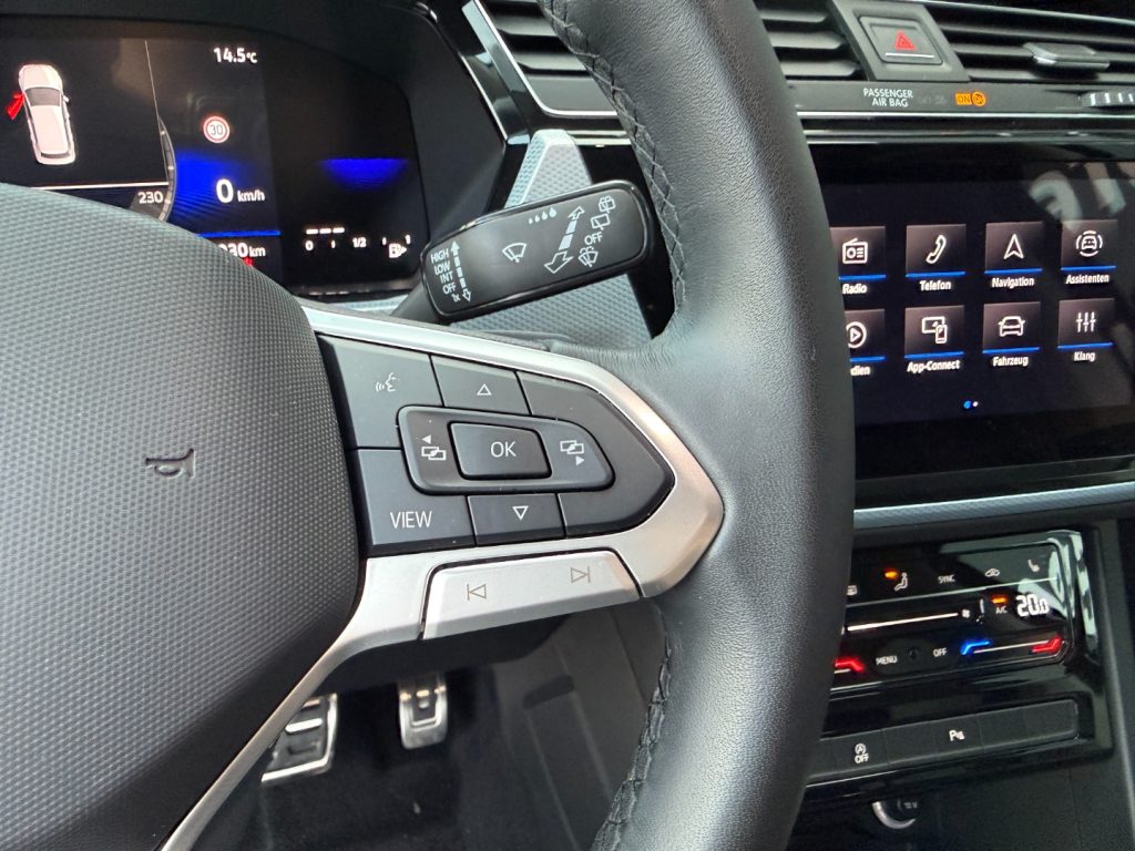 VOLKSWAGEN Touran 1.5 TSI GOAL Navi ACC Keyless TravelAssist - 10