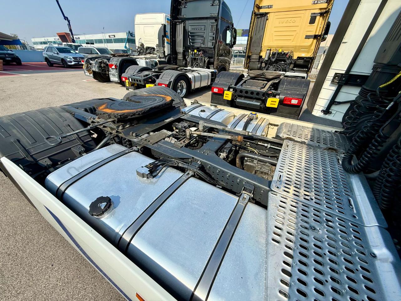 IVECO S-WAY 570 FULL AIR - 8