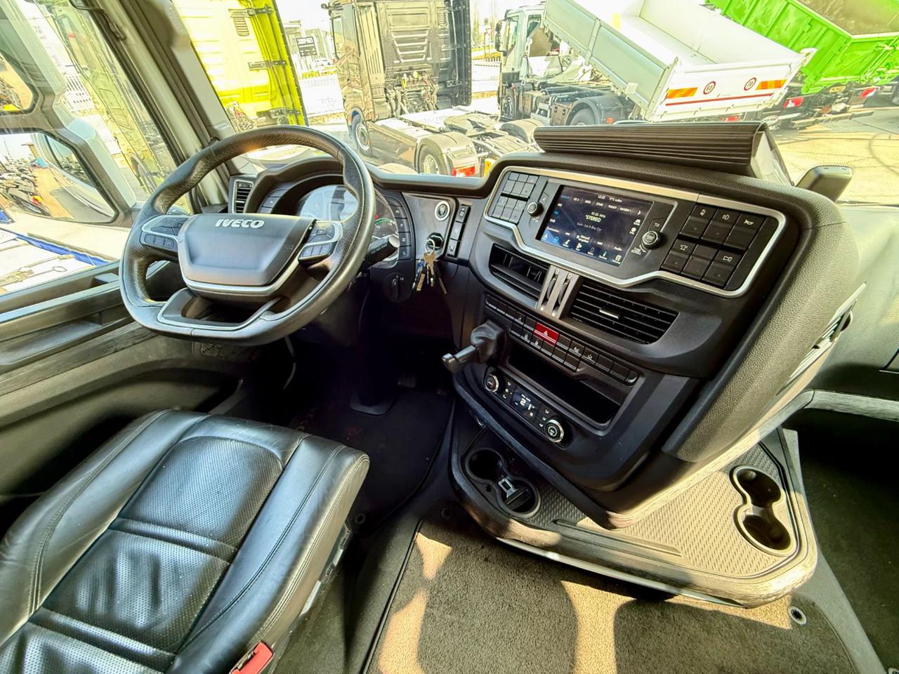 IVECO S-WAY 570 FULL AIR - 12