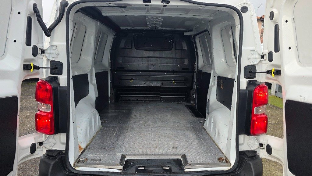 PEUGEOT Expert 2.0 BlueHDi 120 S&S PL-SL-TN Premium Long L2H1 - 7