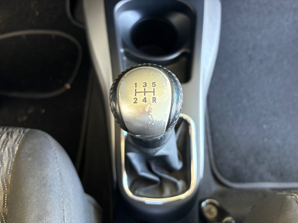 TOYOTA Yaris 1.0 5 porte Lounge OK NEOPATENTATI KM CERTIFIICATI - 22