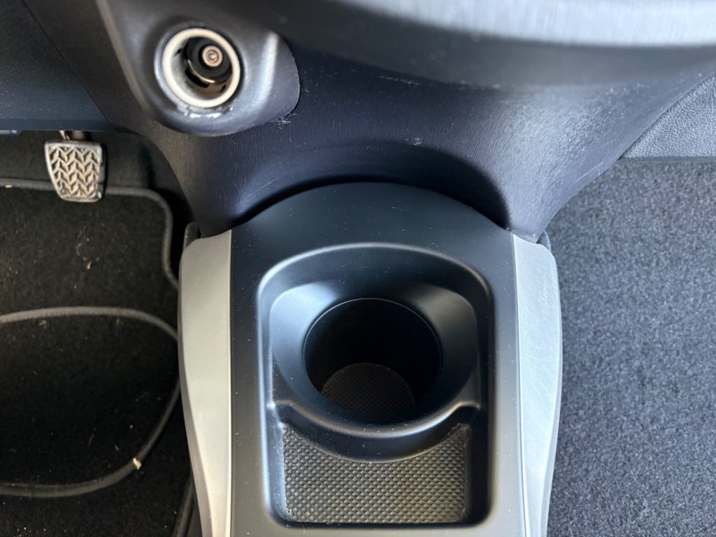 TOYOTA Yaris 1.0 5 porte Lounge OK NEOPATENTATI KM CERTIFIICATI - 24