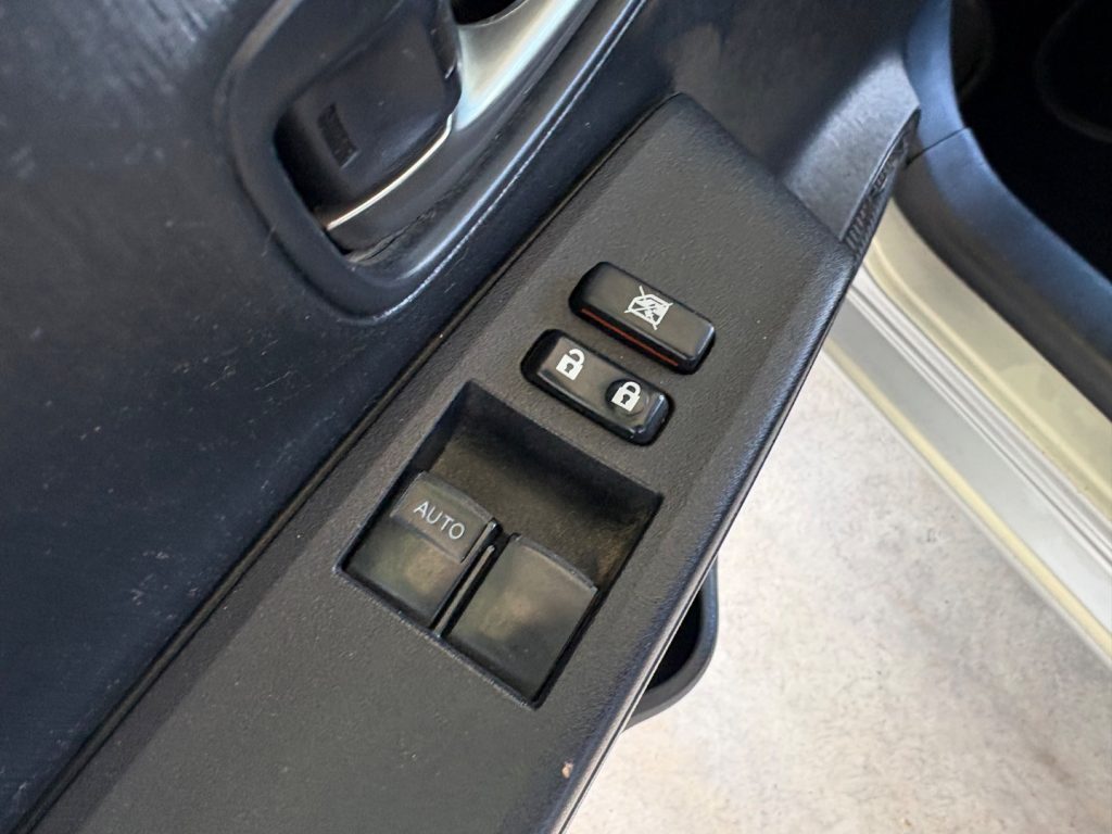 TOYOTA Yaris 1.0 5 porte Lounge OK NEOPATENTATI KM CERTIFIICATI - 33