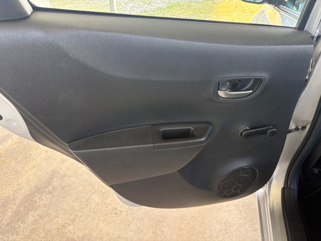 TOYOTA Yaris 1.0 5 porte Lounge OK NEOPATENTATI KM CERTIFIICATI - 31