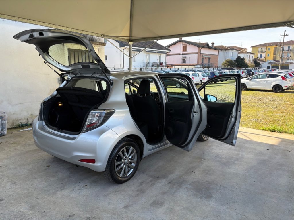 TOYOTA Yaris 1.0 5 porte Lounge OK NEOPATENTATI KM CERTIFIICATI - 49