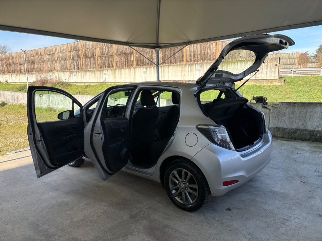 TOYOTA Yaris 1.0 5 porte Lounge OK NEOPATENTATI KM CERTIFIICATI - 50