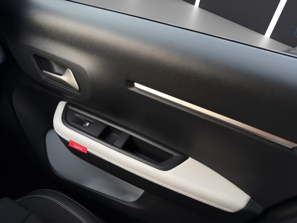 CITROEN C3 PureTech 100 S&S Max - 17