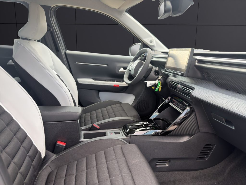 CITROEN C3 Aircross Hybrid 145 CV e-DCS6 Max - 18