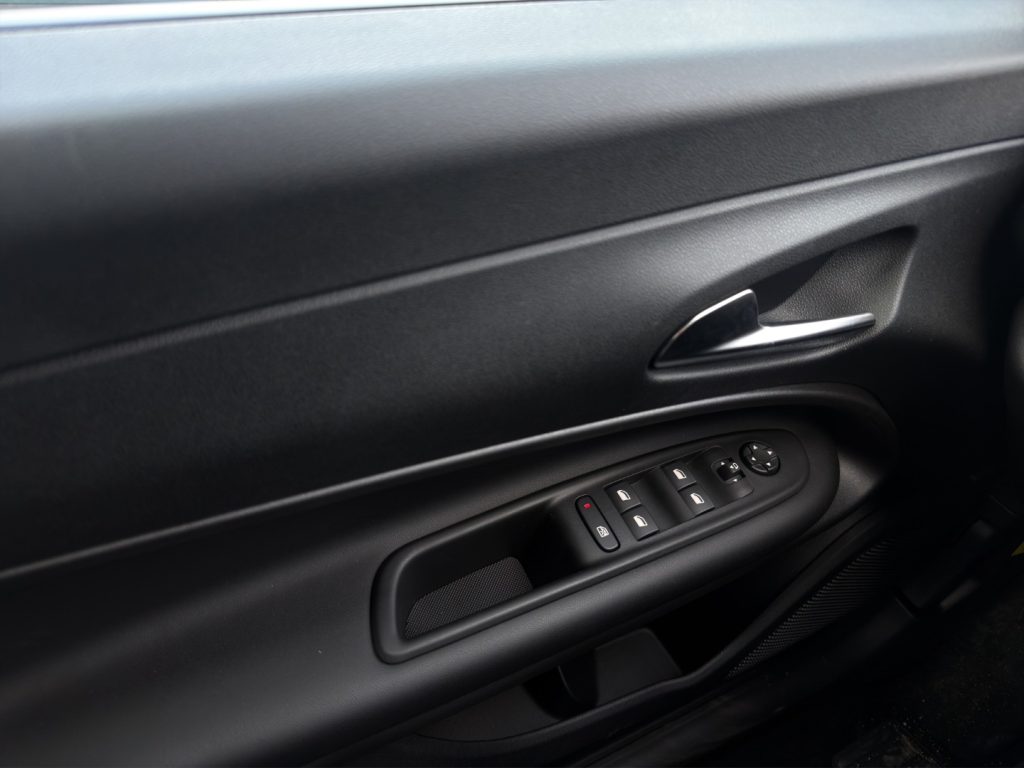 JEEP Avenger 1.2 Turbo 100 CV MHEV Altitude - 12