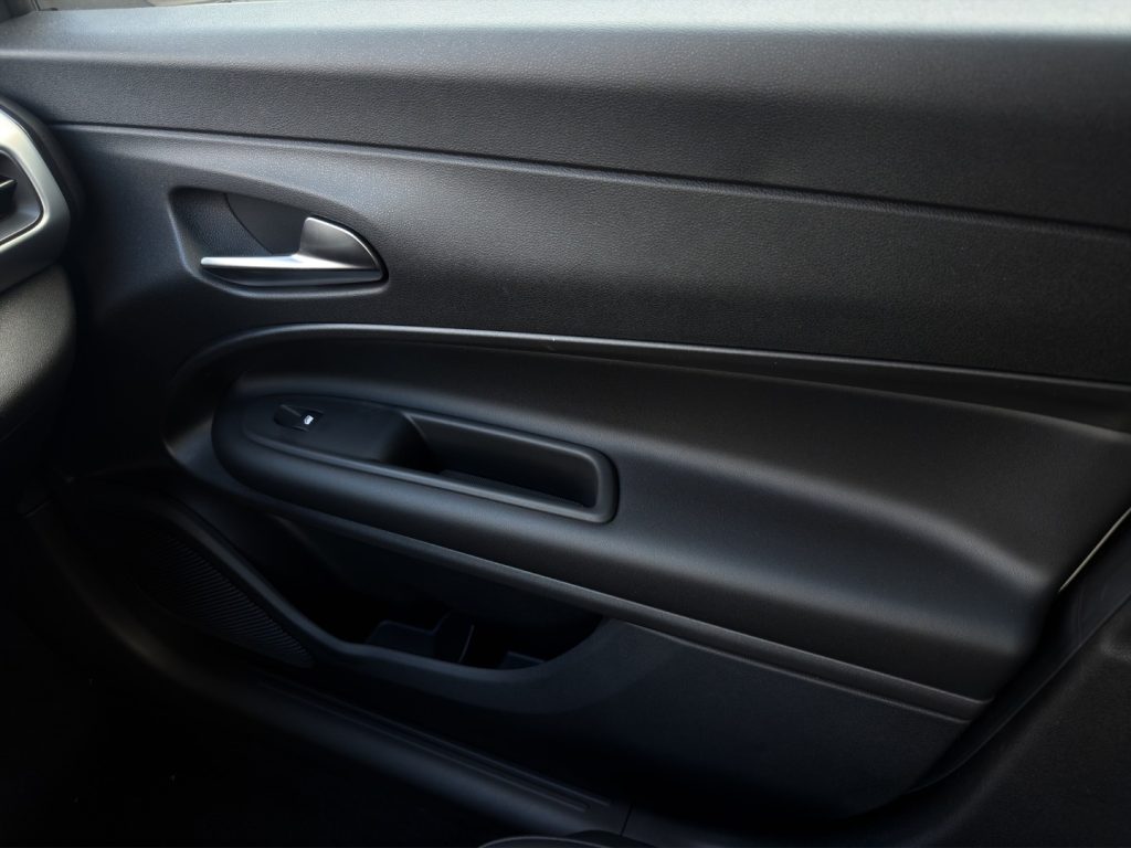 JEEP Avenger 1.2 Turbo 100 CV MHEV Altitude - 17