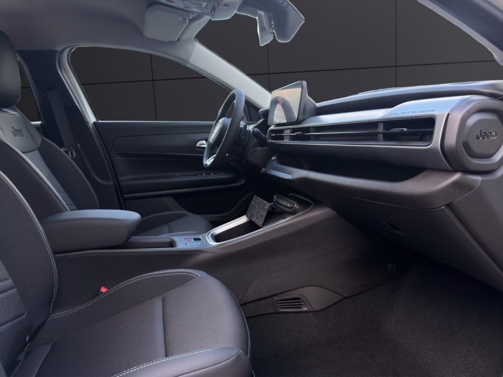 JEEP Avenger 1.2 Turbo 100 CV MHEV Altitude - 18