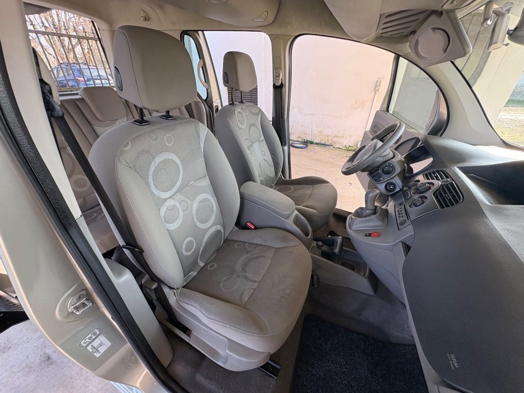 RENAULT Kangoo 1.6 105CV 5 porte Dynamique OK NEOPATENTATI - 25