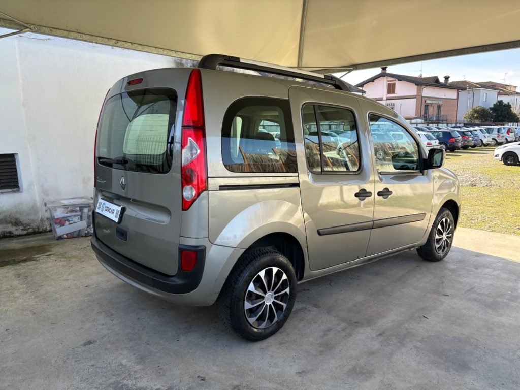 RENAULT Kangoo 1.6 105CV 5 porte Dynamique OK NEOPATENTATI - 6