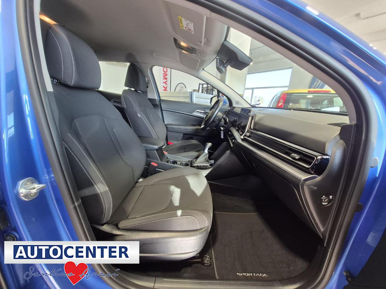 KIA Sportage 1.6 CRDi MHEV Business - 13